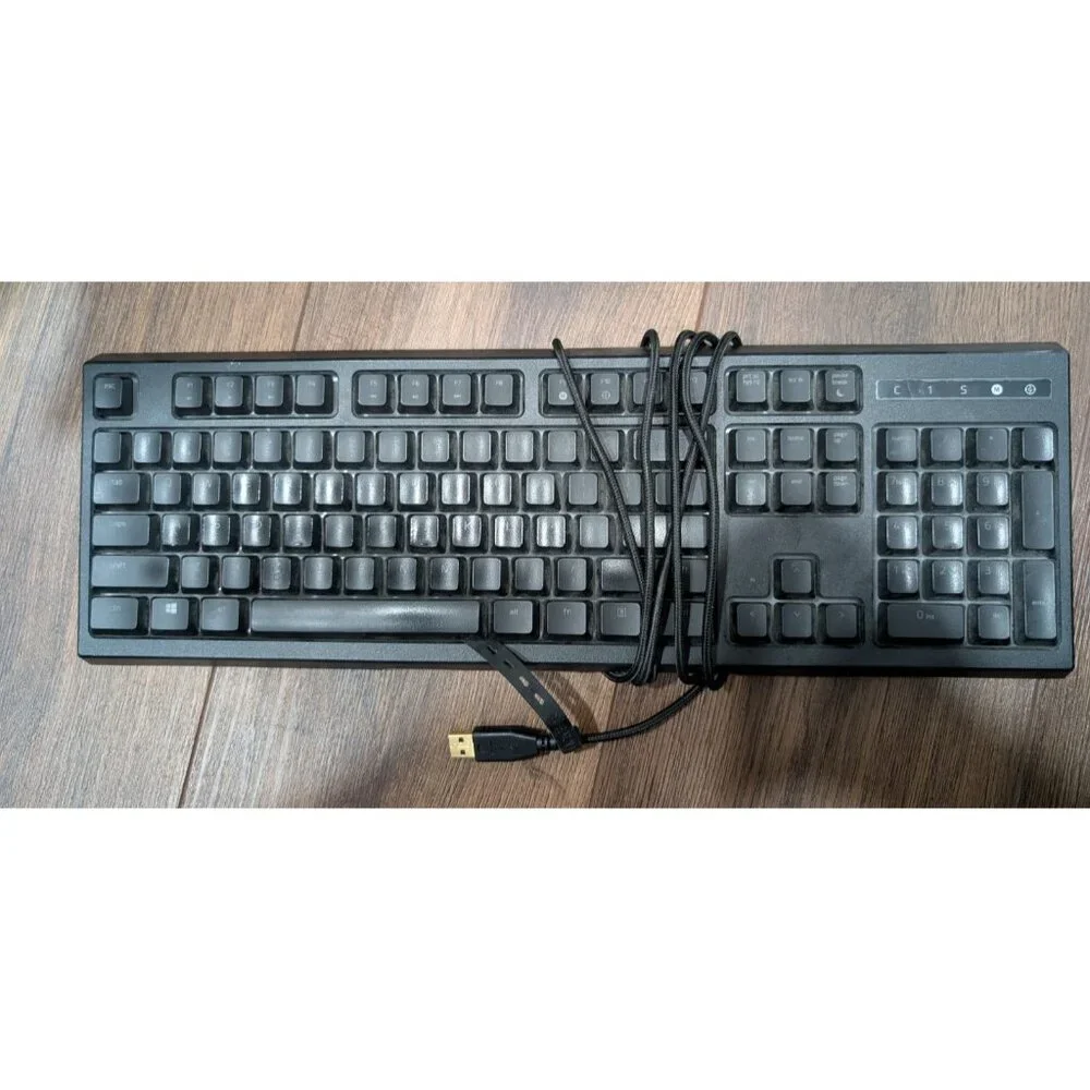 Razer Ornata Chroma RGB Mechanical Clicky Gaming USB Keyboard RZ03-0204 Tested